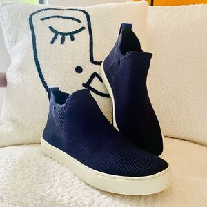Rothys Womens Navy Blue The Chelsea Boot Pull On High Top Sneaker Size 8
